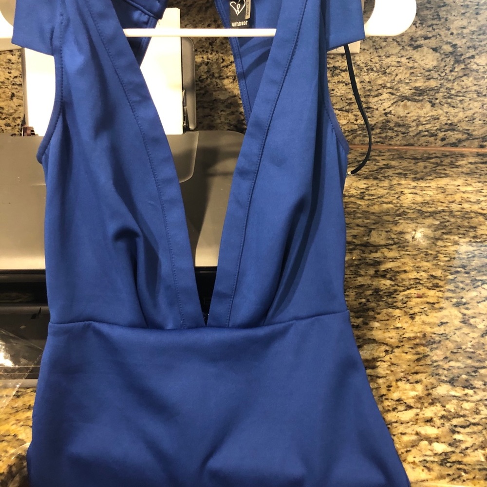 Dress - Picture 2 of 4